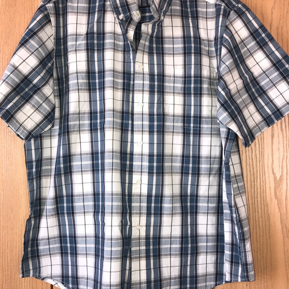Short Sleeve Men's Casual Shirt